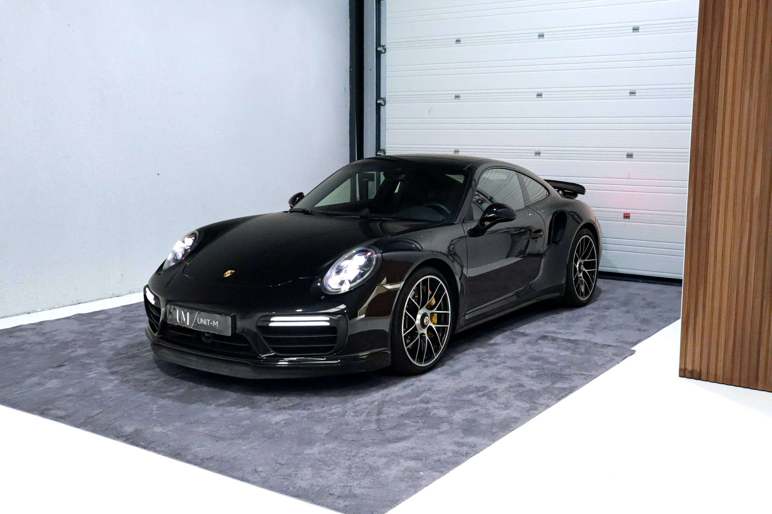 39b5f934 Bfab 4c32 Bdba 09863c9833566 Porsche 991 Turbo S High Spec 20260915