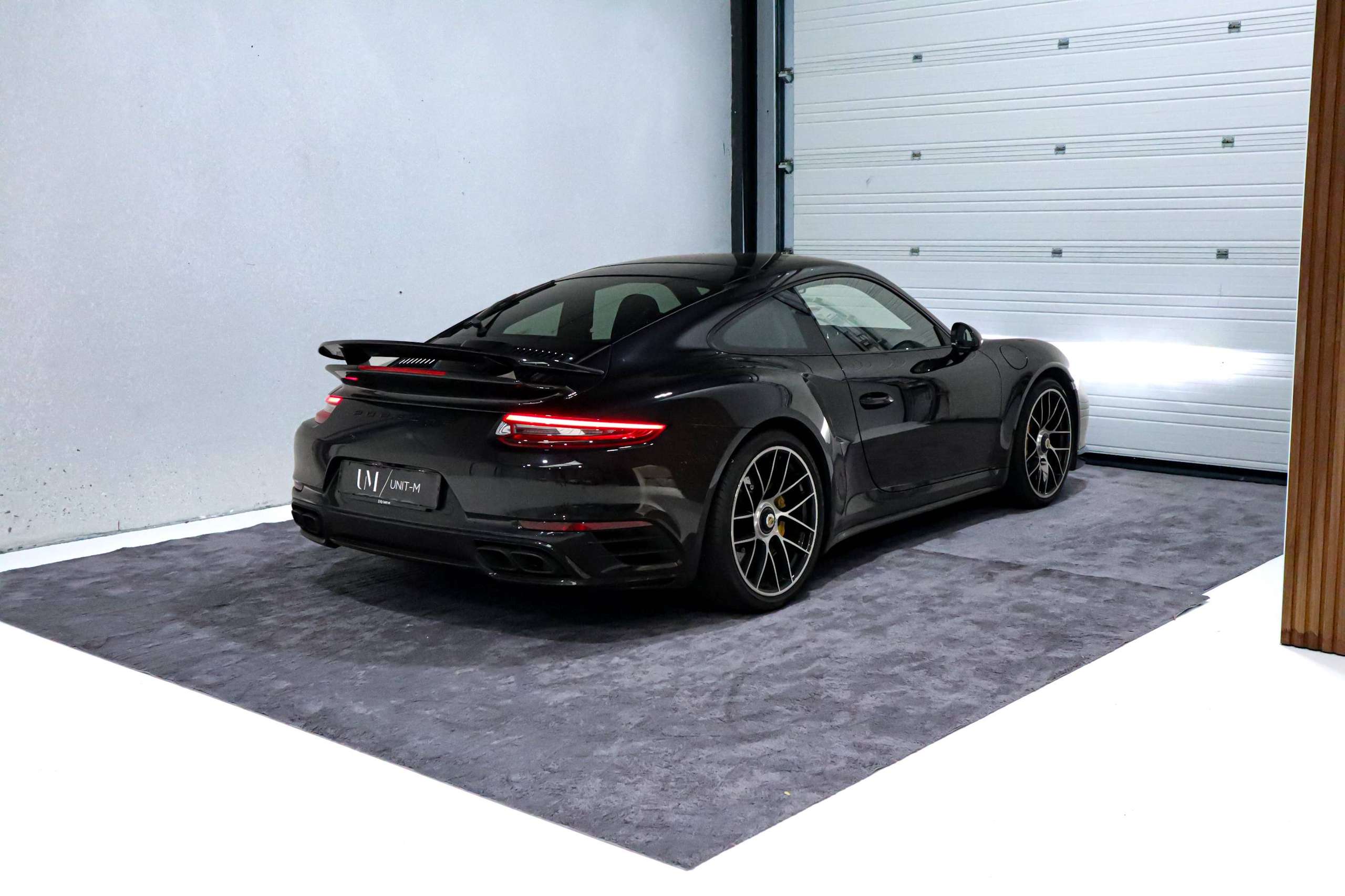 39b5f934 Bfab 4c32 Bdba 09863c9833567 Porsche 991 Turbo S High Spec 20260915