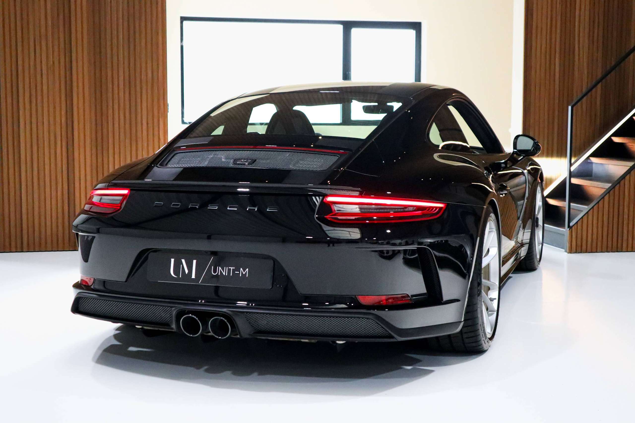 F6631aa4 A4bf 4a44 Aea7 29de52af56a02 Porsche 911 Gt3 Touring Pccb 918 Seats Carbon Exclusive Manufaktur High Spec 20260925