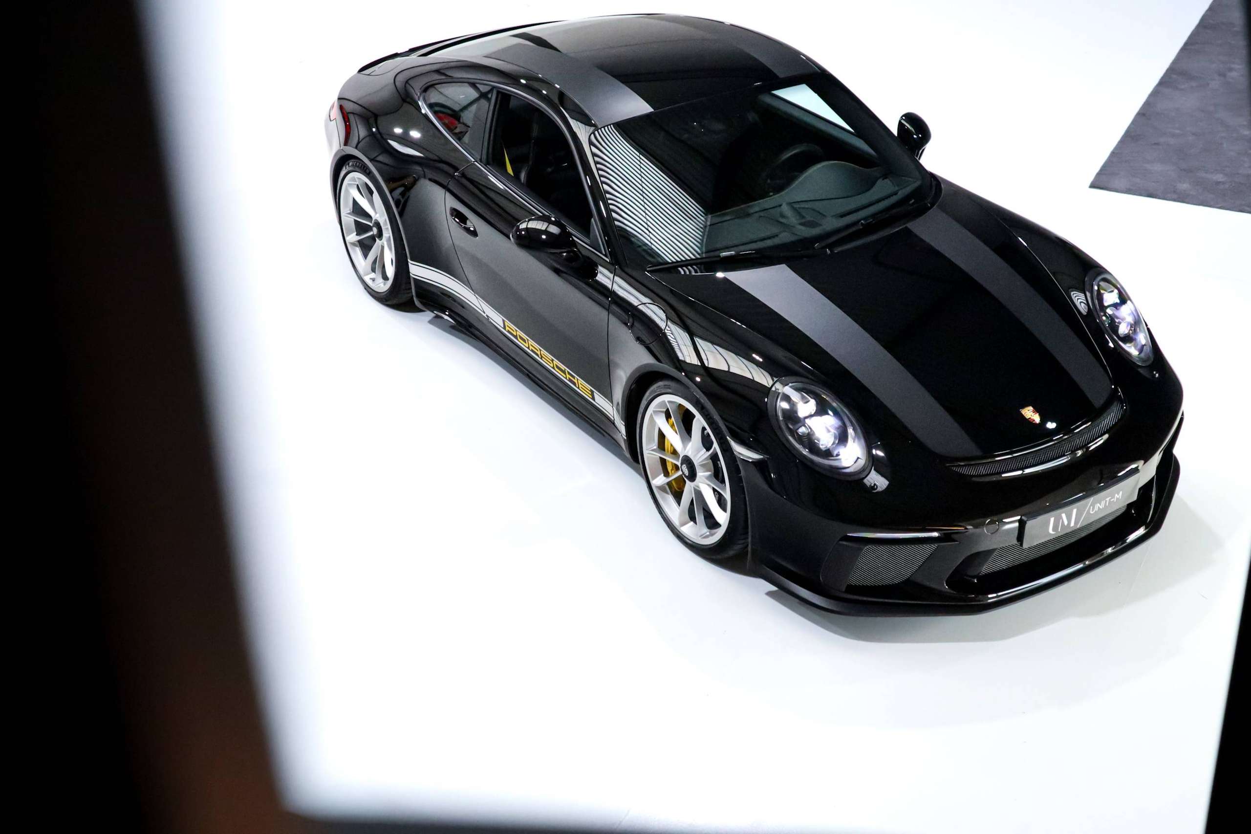 F6631aa4 A4bf 4a44 Aea7 29de52af56a06 Porsche 911 Gt3 Touring Pccb 918 Seats Carbon Exclusive Manufaktur High Spec 20260925